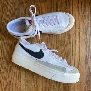 Nike Blazer Low Platform
